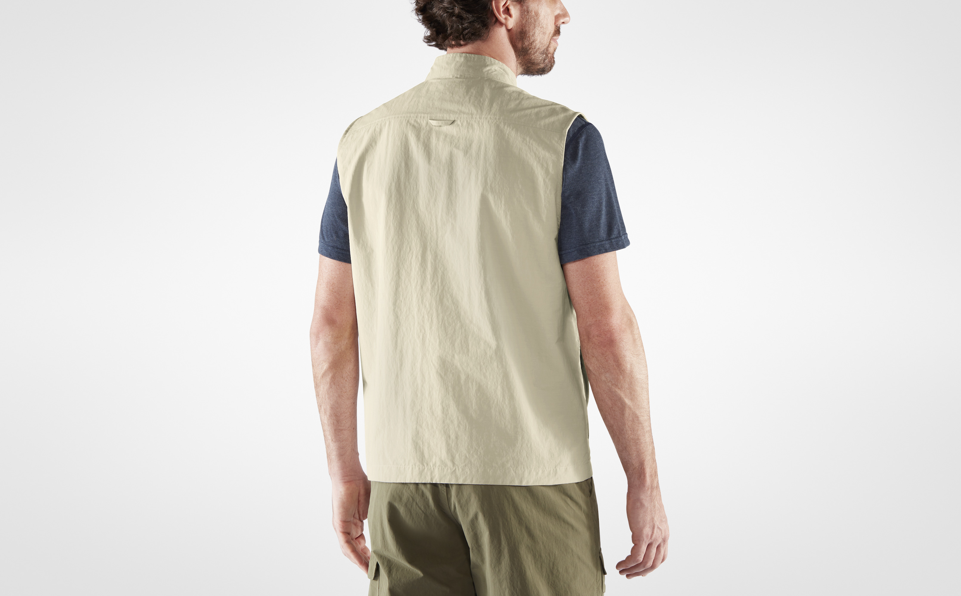Travellers MT Vest M
